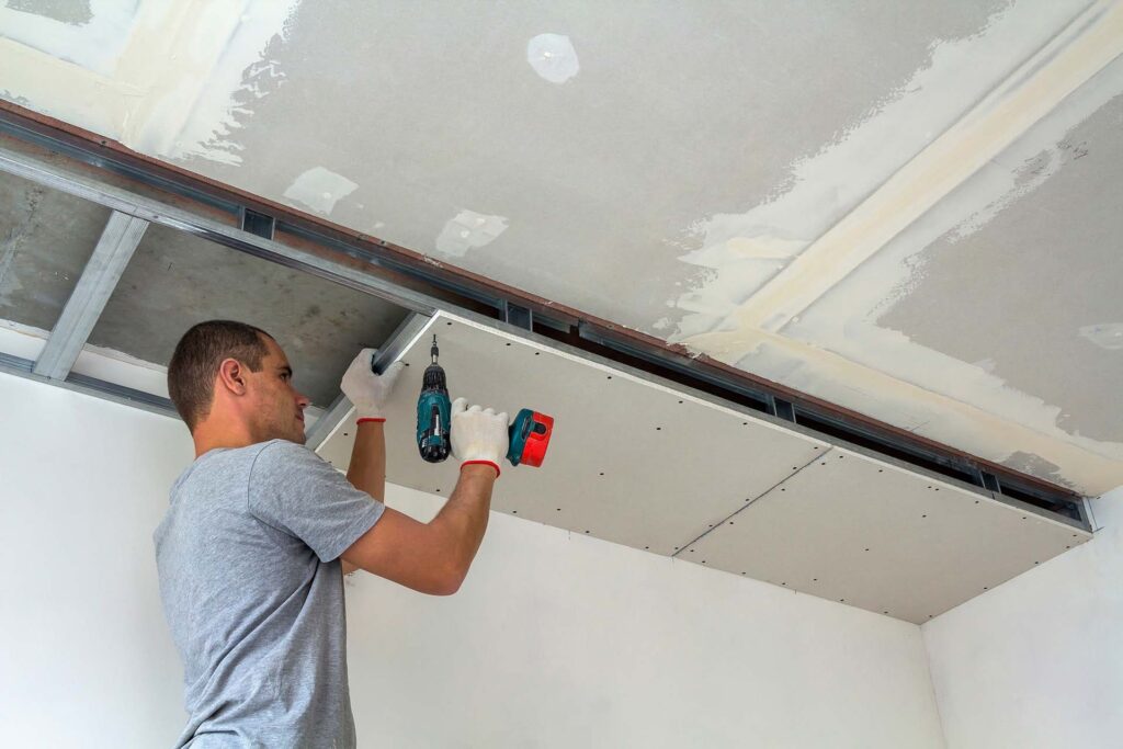 Here’s a professional guide to applying joint compound (mud) to drywall with fiberglass mesh tape